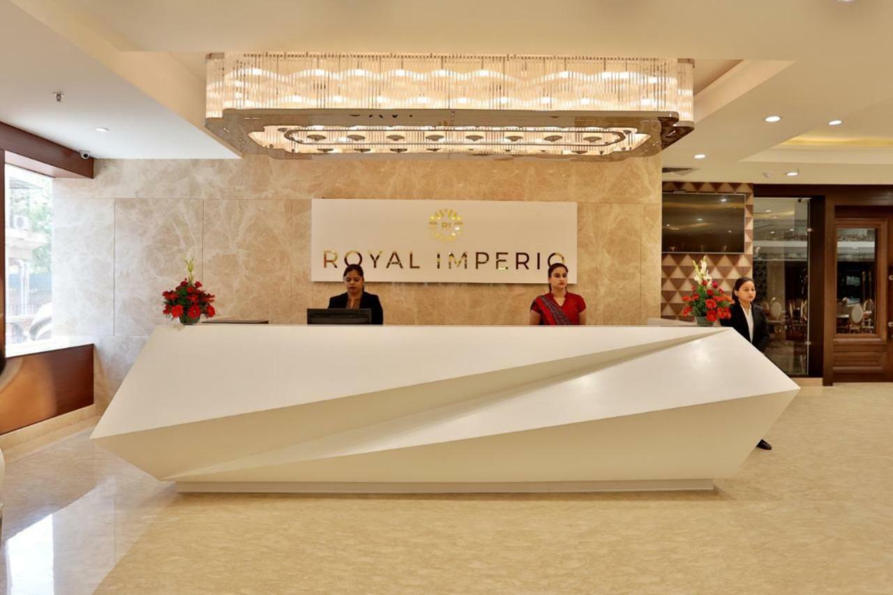 Hotel Royal Imperio Faridabad Esterno foto