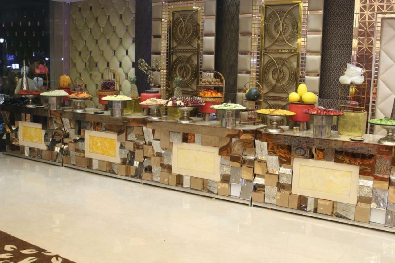 Hotel Royal Imperio Faridabad Esterno foto