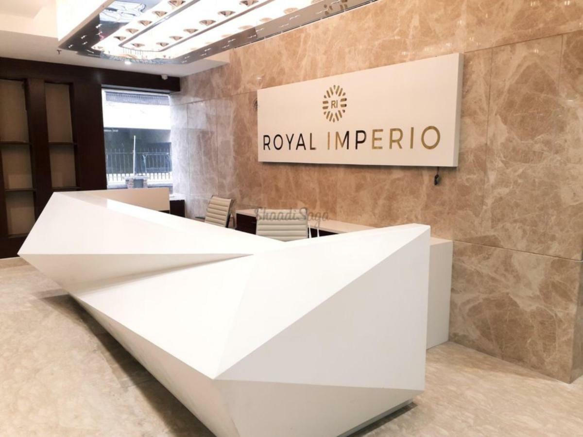 Hotel Royal Imperio Faridabad Esterno foto
