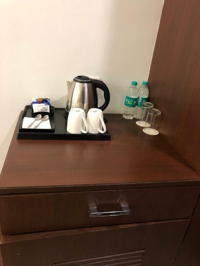 Hotel Royal Imperio Faridabad Esterno foto