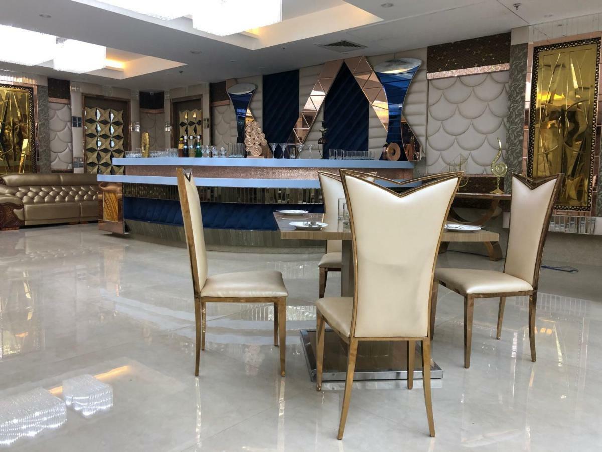 Hotel Royal Imperio Faridabad Esterno foto